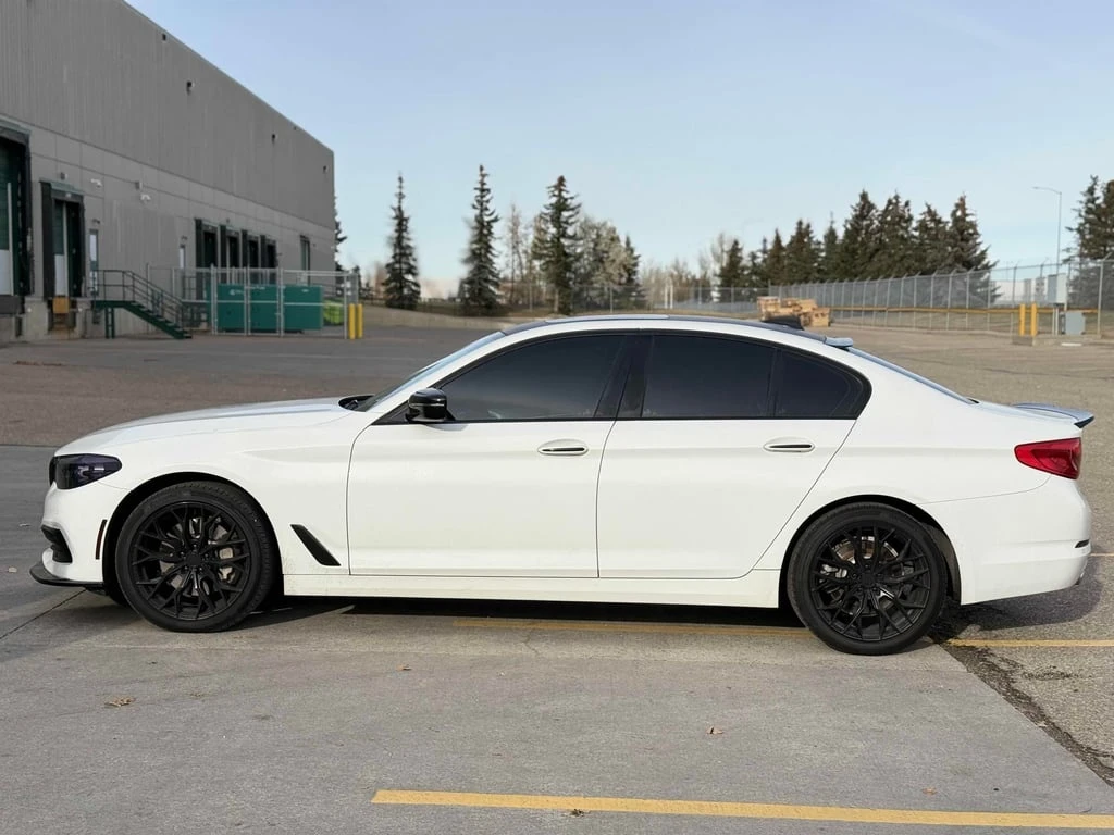 BMW 530 * 530i xDrive * CARFAX *    | Mobile.bg   2