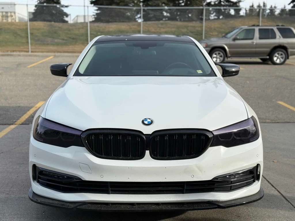 BMW 530 * 530i xDrive * CARFAX *    | Mobile.bg   6