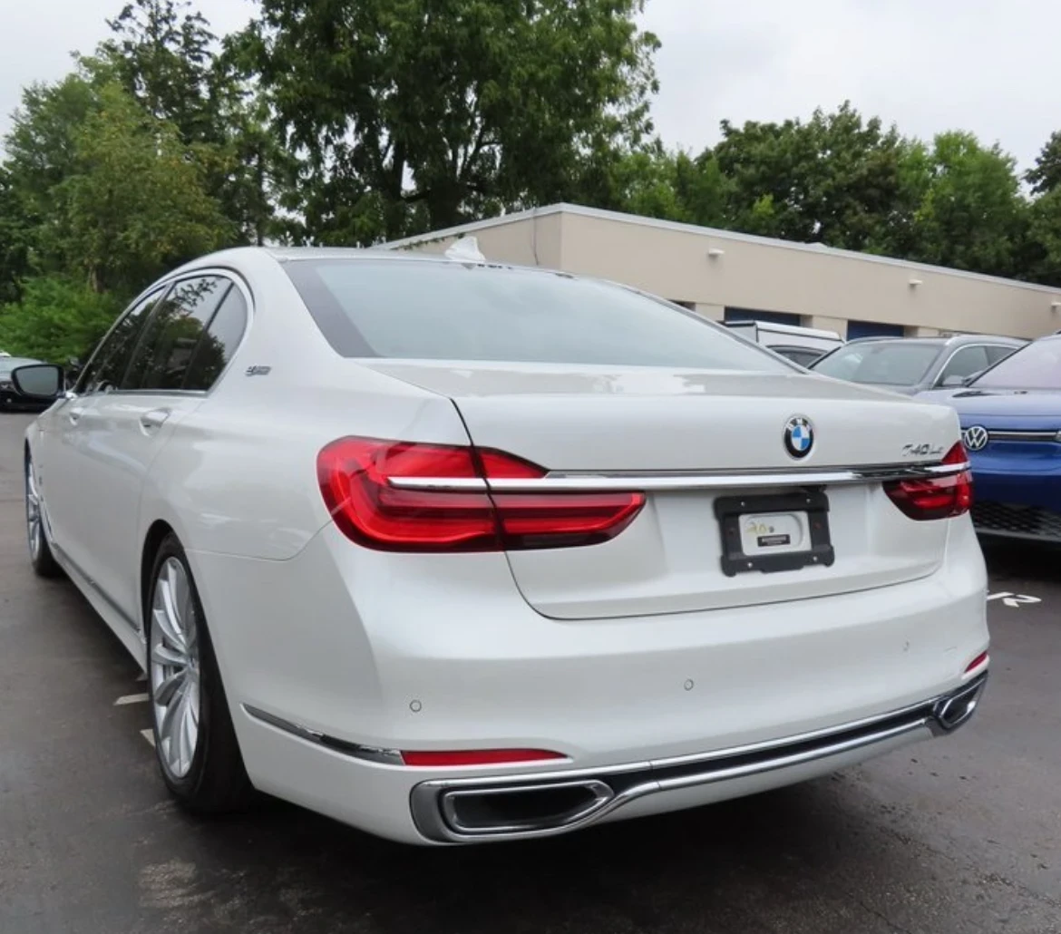 BMW 740 Le Hybrid * * CARFAX * * ���� ������ * *  | Mobile.bg � ����������� 4