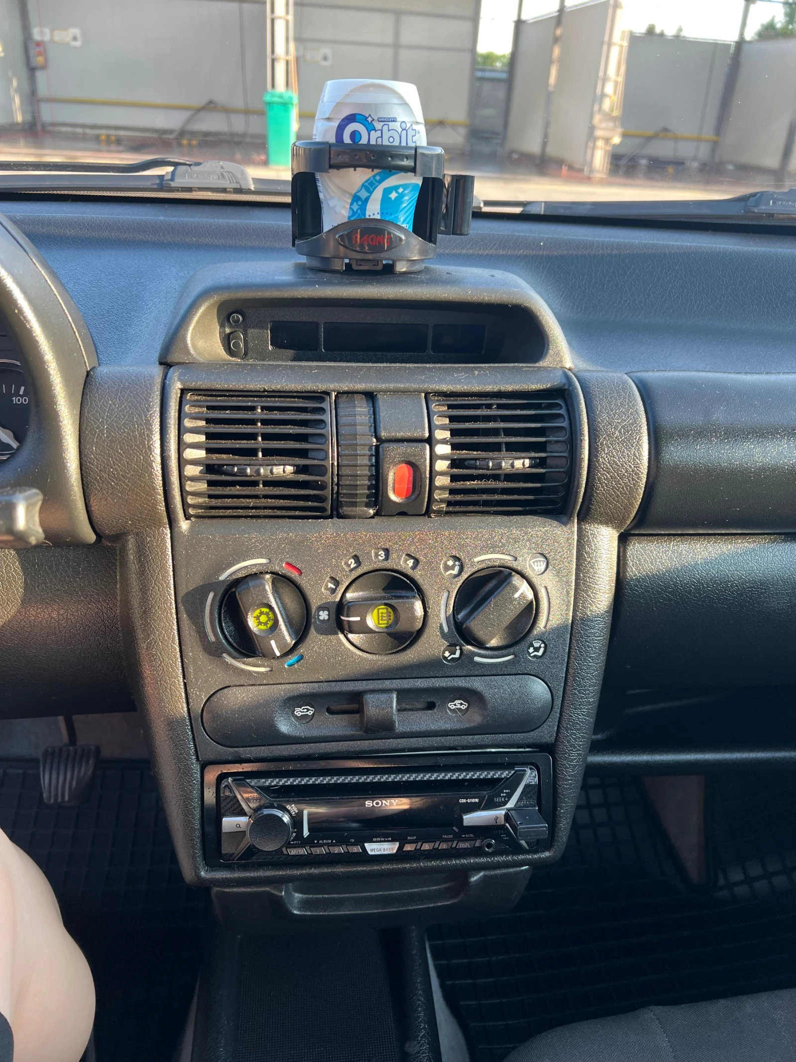 Opel Corsa B, 1.4, 60 �.� | Mobile.bg � ����������� 3