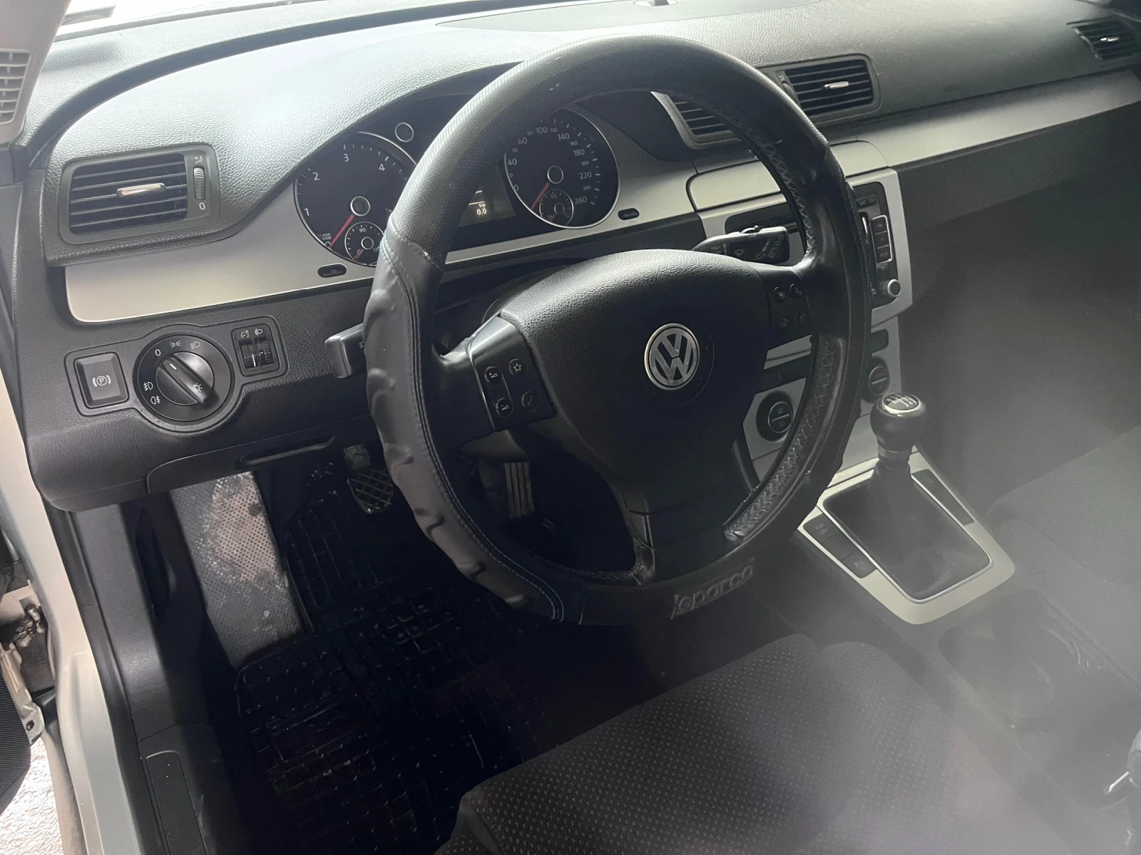 VW Passat 2.0 TDI Common Rail - изображение 6