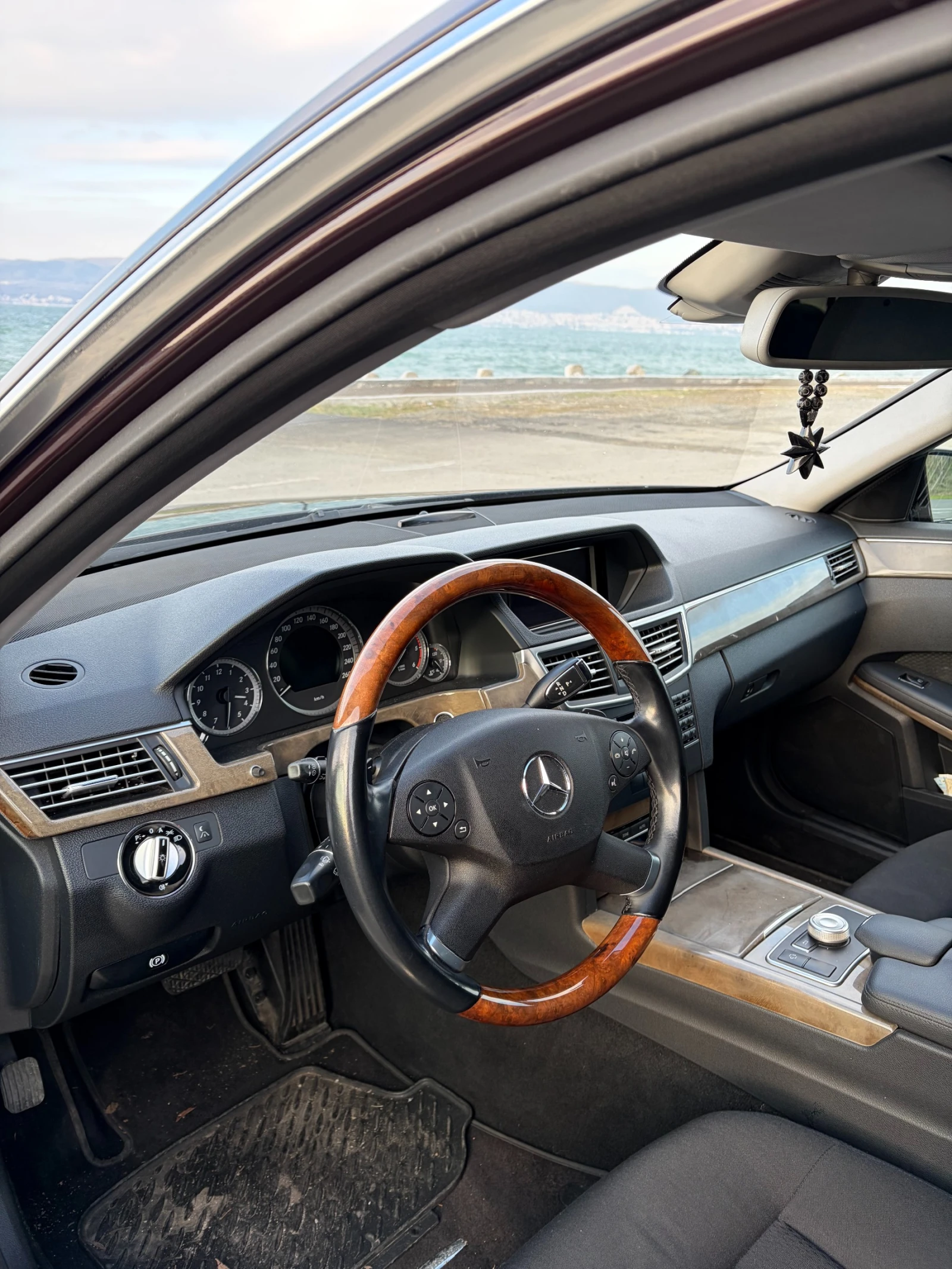 Mercedes-Benz E 350 Distronic Night Vision - изображение 6