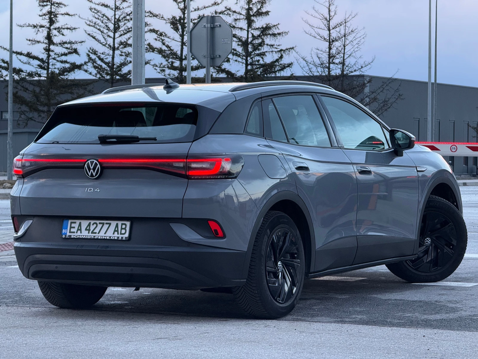 VW ID.4 Pure* 55 kWh - изображение 6