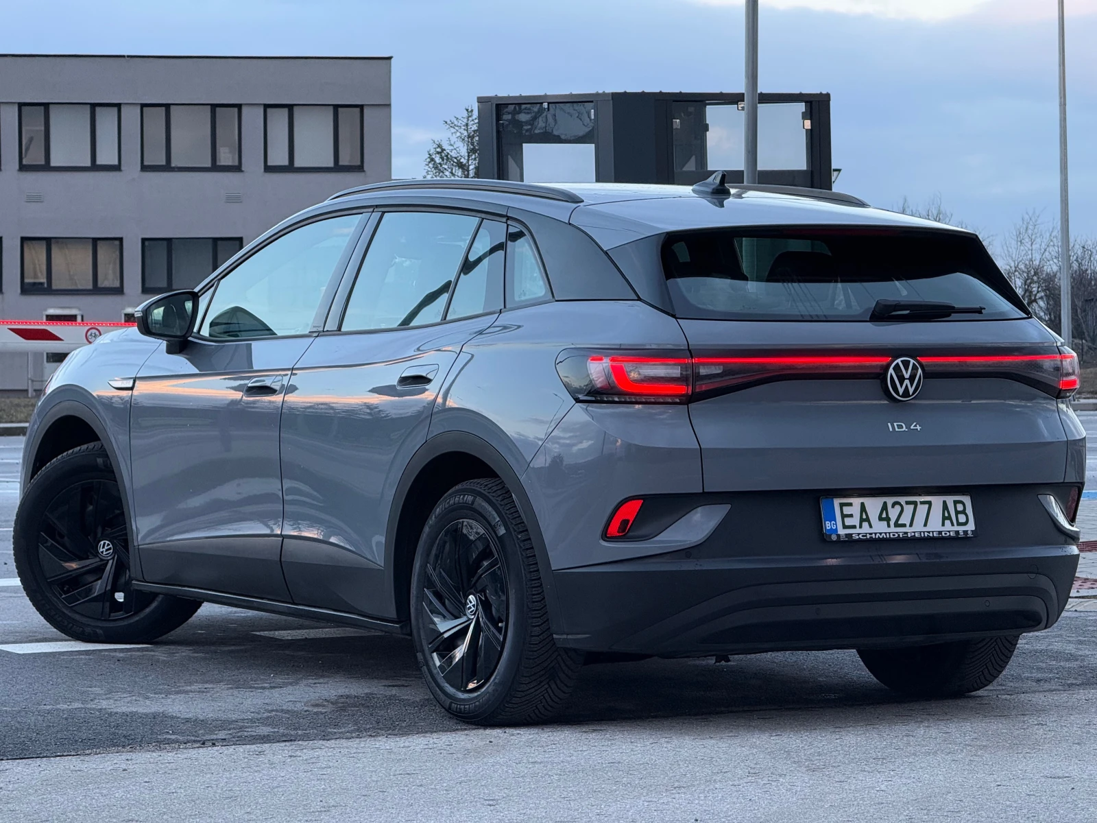 VW ID.4 Pure* 55 kWh - изображение 4