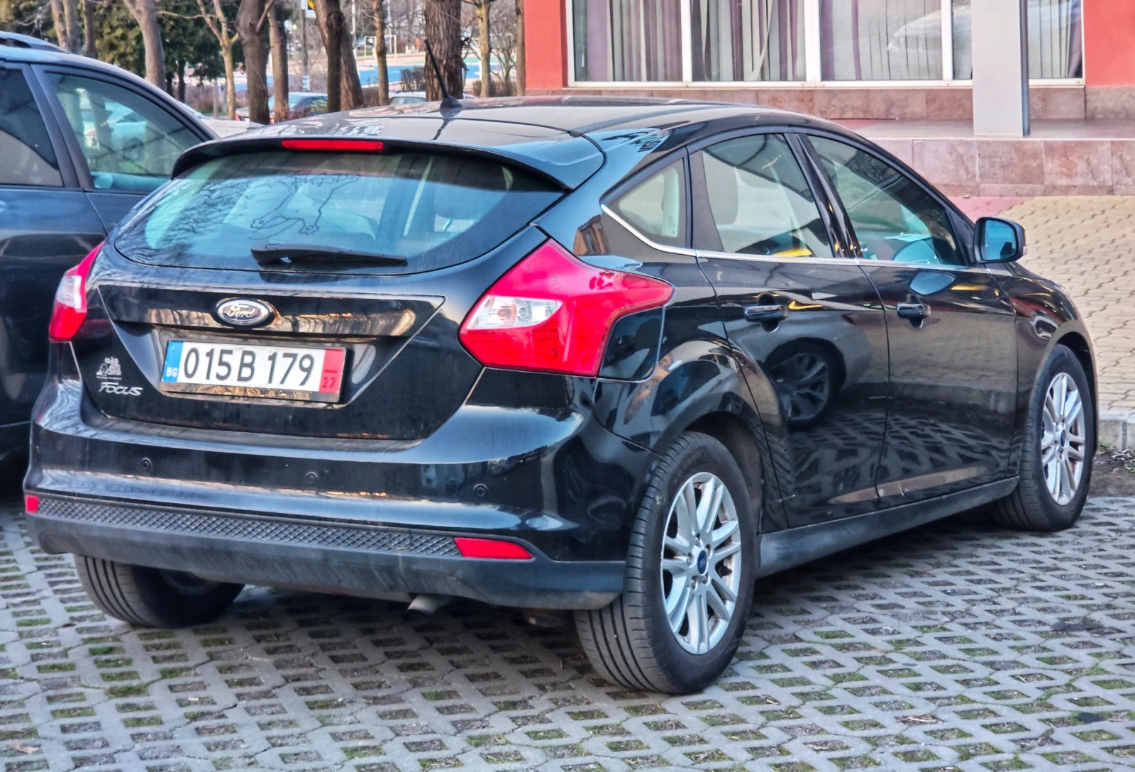 Ford Focus 1.6-Автомат-Швейцария, снимка 5 - Автомобили и джипове - 53712393