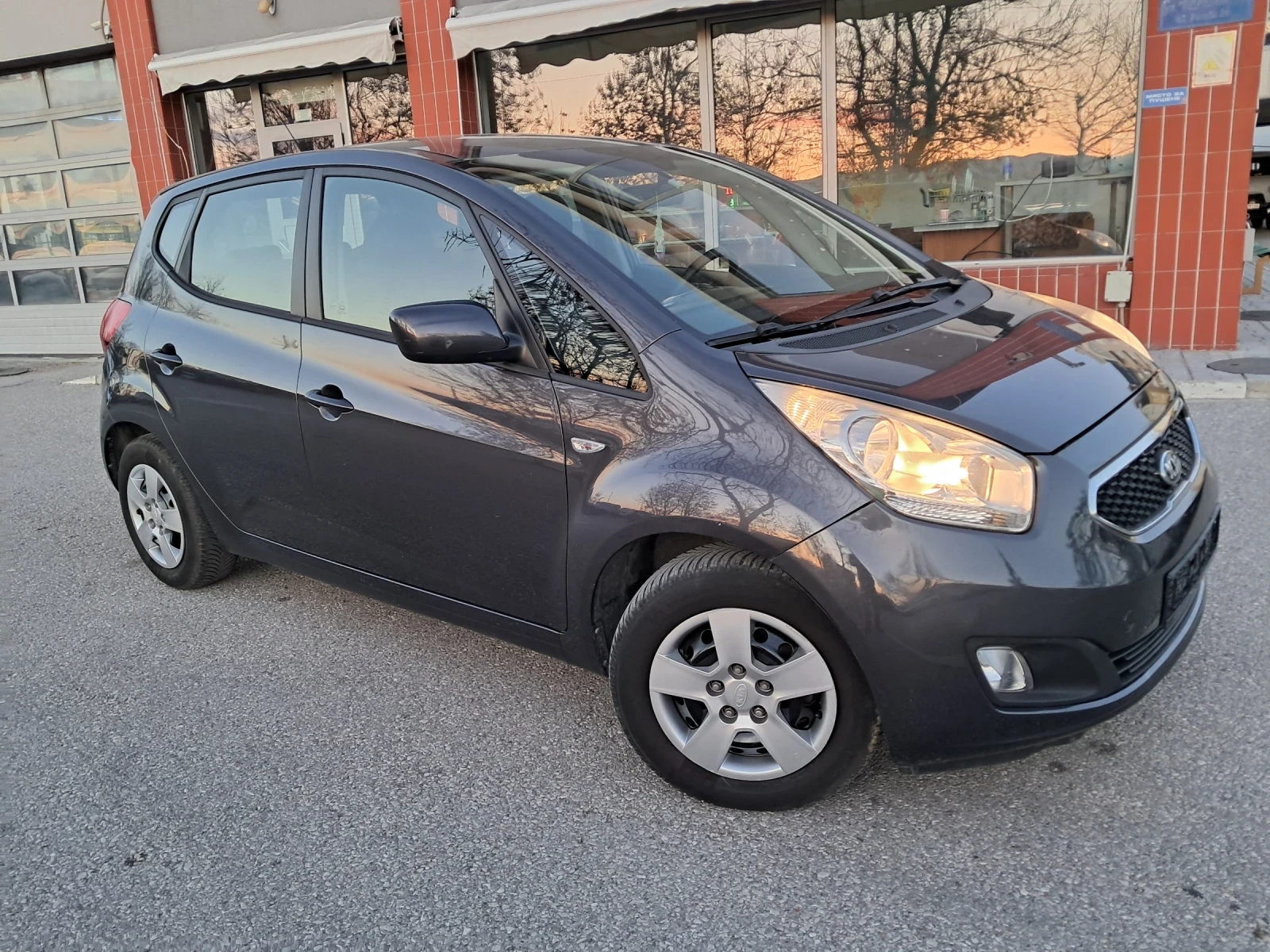 Kia Venga 1.4 CRDI 90KS 6SK - изображение 6