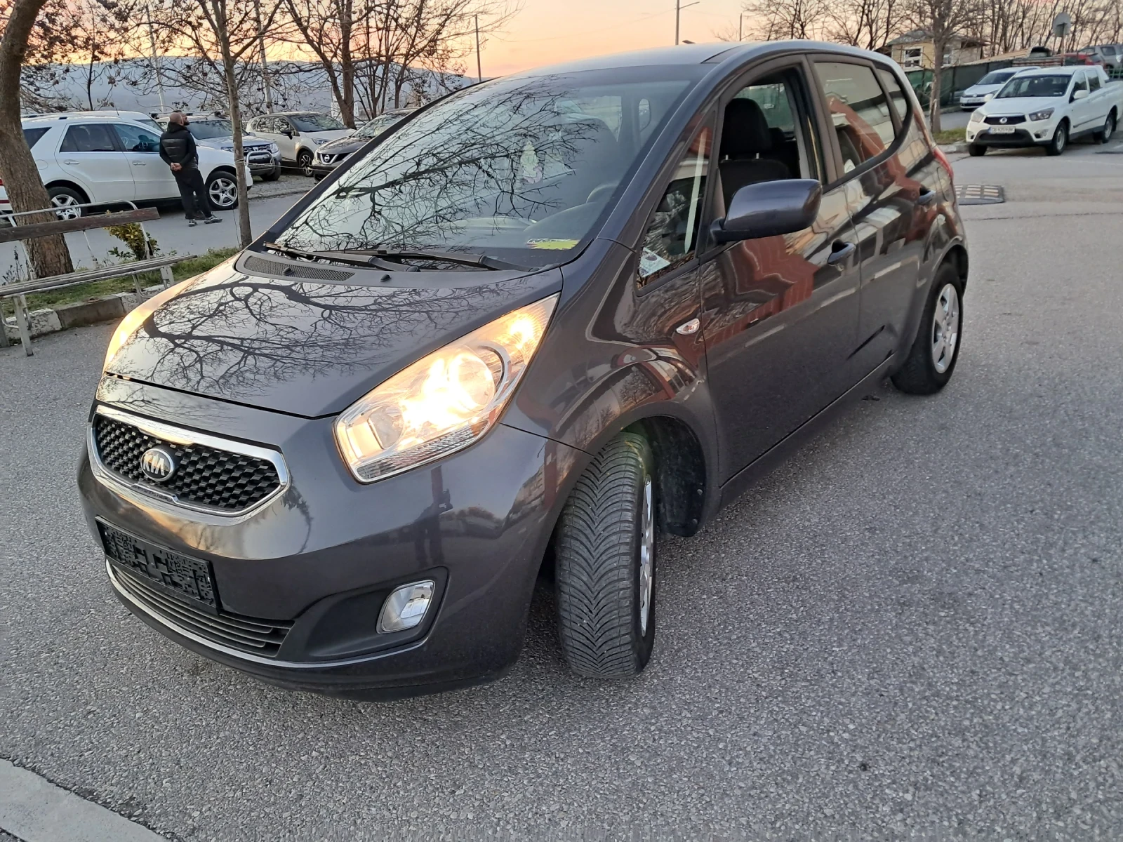 Kia Venga 1.4 CRDI 90KS 6SK - изображение 2