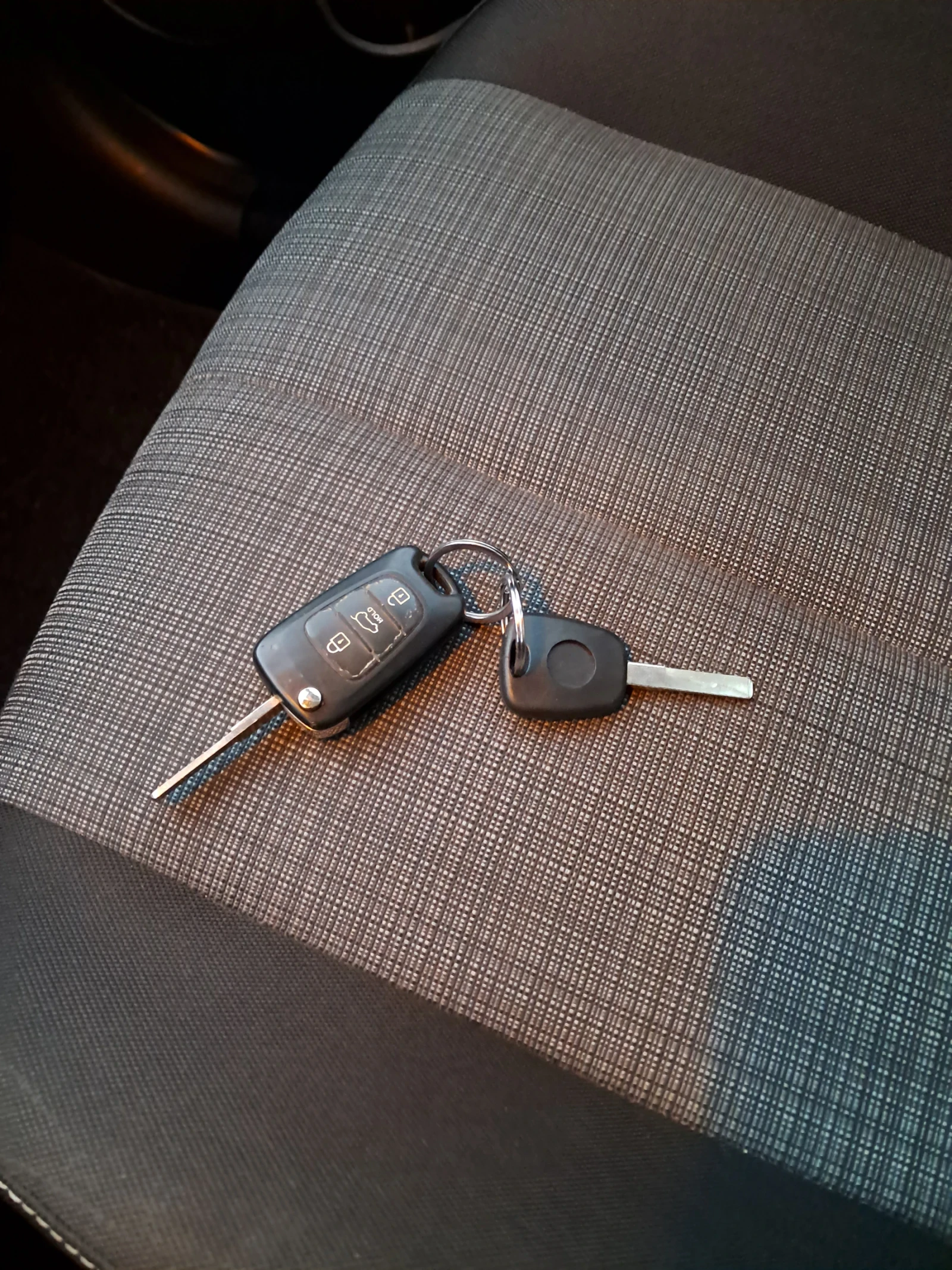 Kia Venga 1.4 CRDI 90KS 6SK панорама., снимка 15 - Автомобили и джипове - 53787568