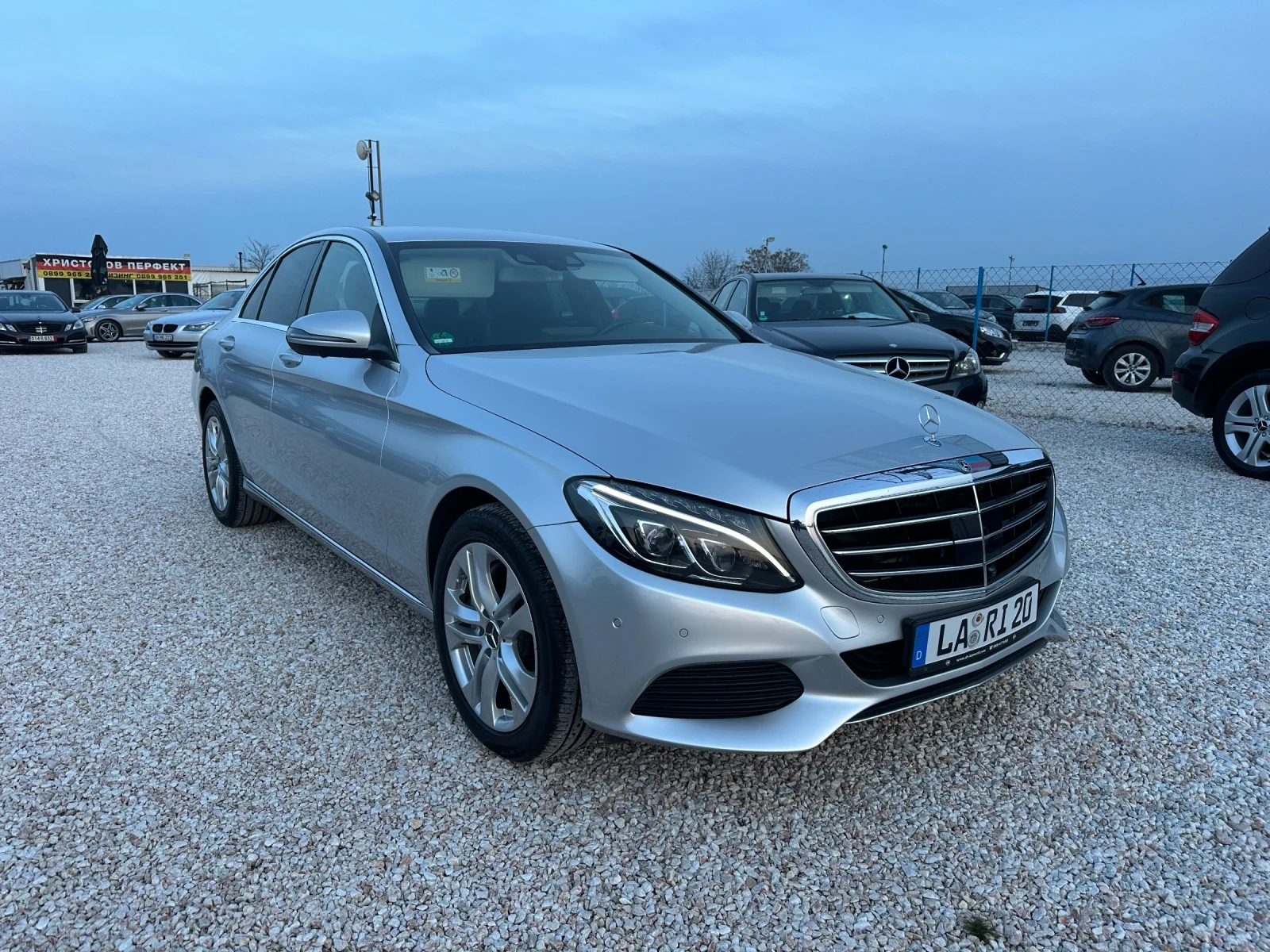Mercedes-Benz C 250 CDI AVANTGARDE, 360 КАМЕРА, ДИСТРОНИК, ЕВРО 6, ТОП, снимка 10 - Автомобили и джипове - 53878613