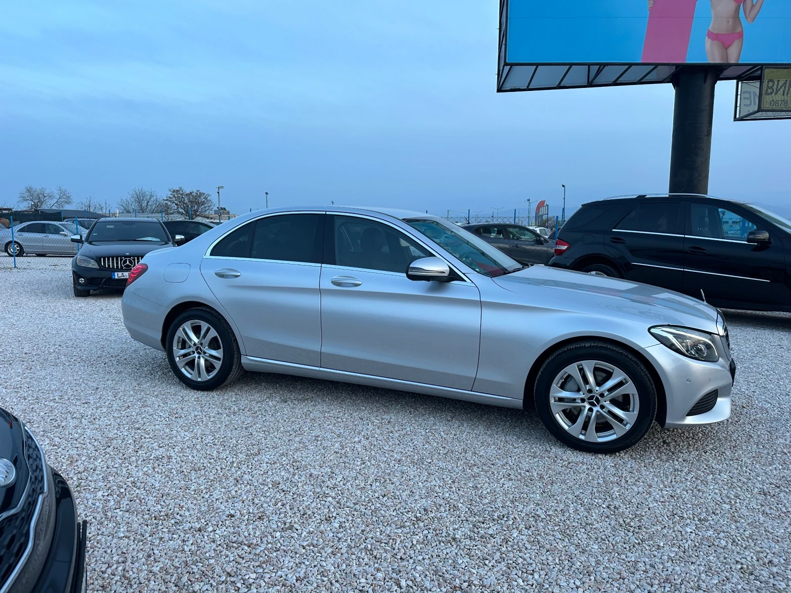 Mercedes-Benz C 250 CDI AVANTGARDE, 360 КАМЕРА, ДИСТРОНИК, ЕВРО 6, ТОП, снимка 9 - Автомобили и джипове - 53878613