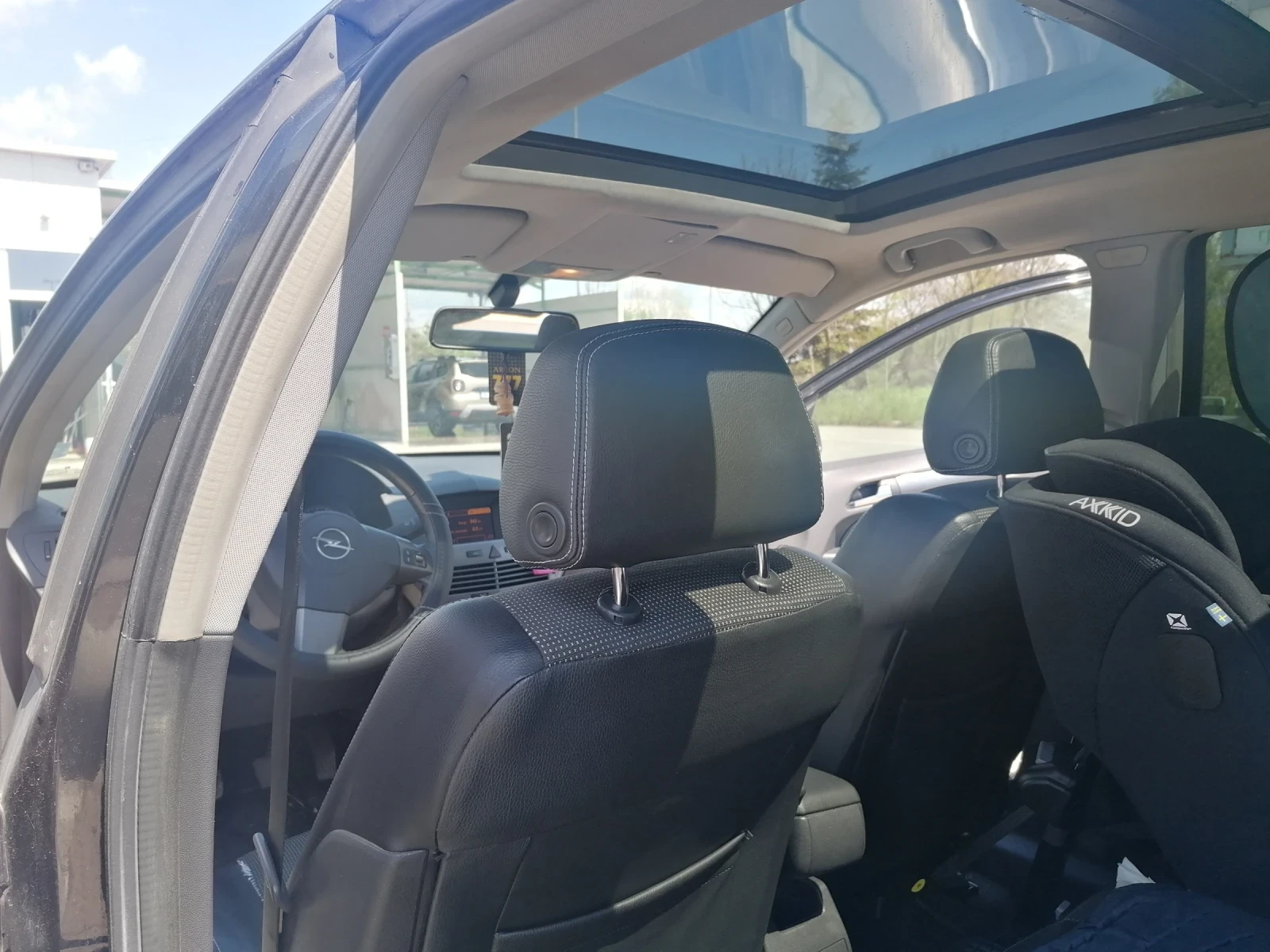 Opel Astra Н, снимка 10 - Автомобили и джипове - 54295141