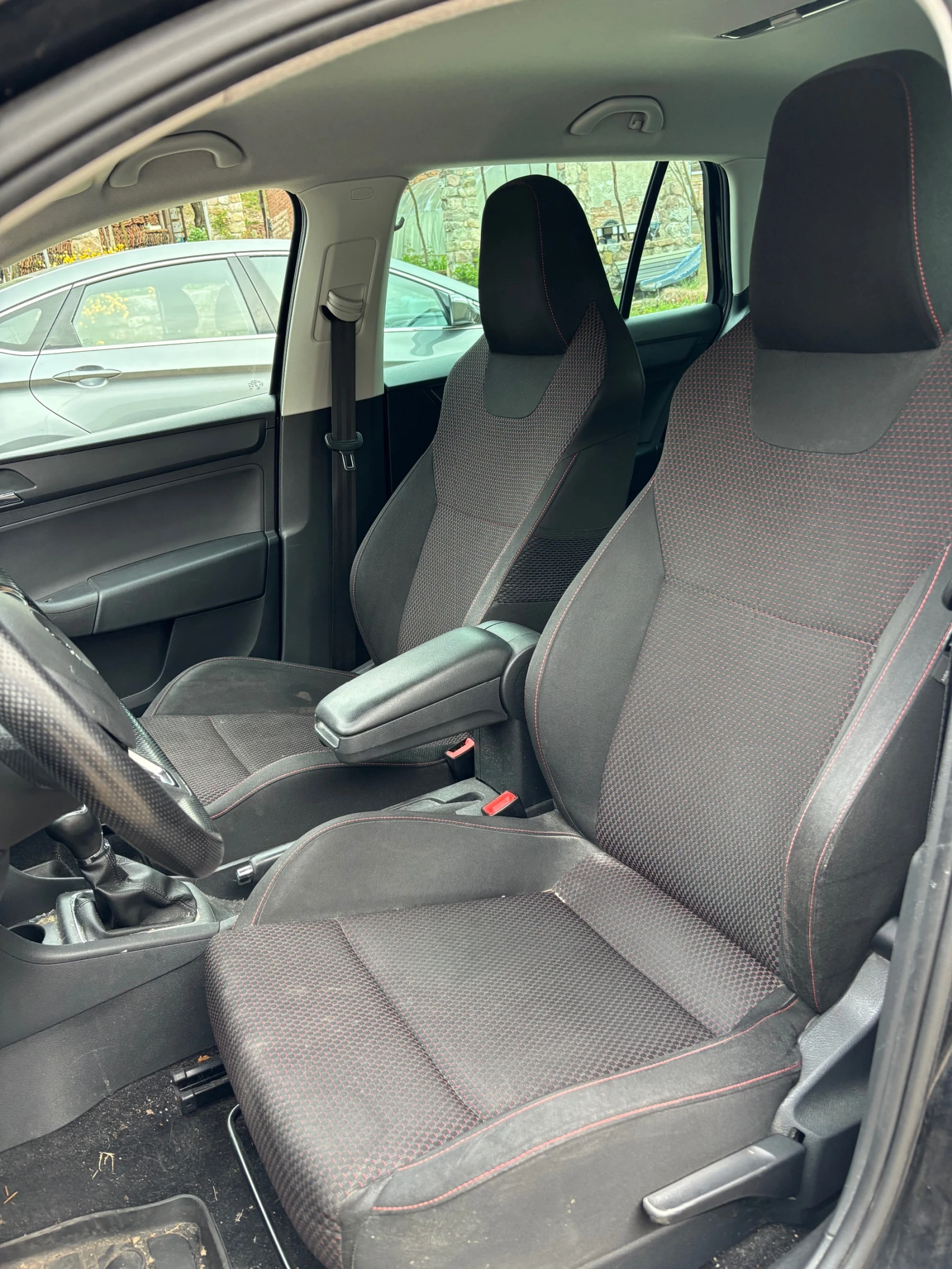 Skoda Rapid 1, 6tdi.90k.Evro5, снимка 11 - Автомобили и джипове - 54357955