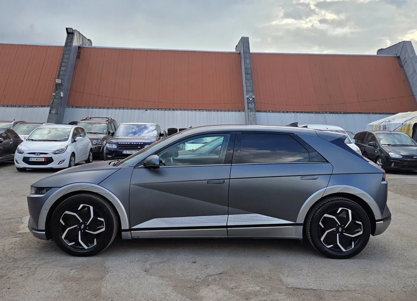 Hyundai Ioniq 5 73KWh/Technik/ЗАВЕРЕНА СЕРВИЗНА КНИЖКА, снимка 5 - Автомобили и джипове - 54622574