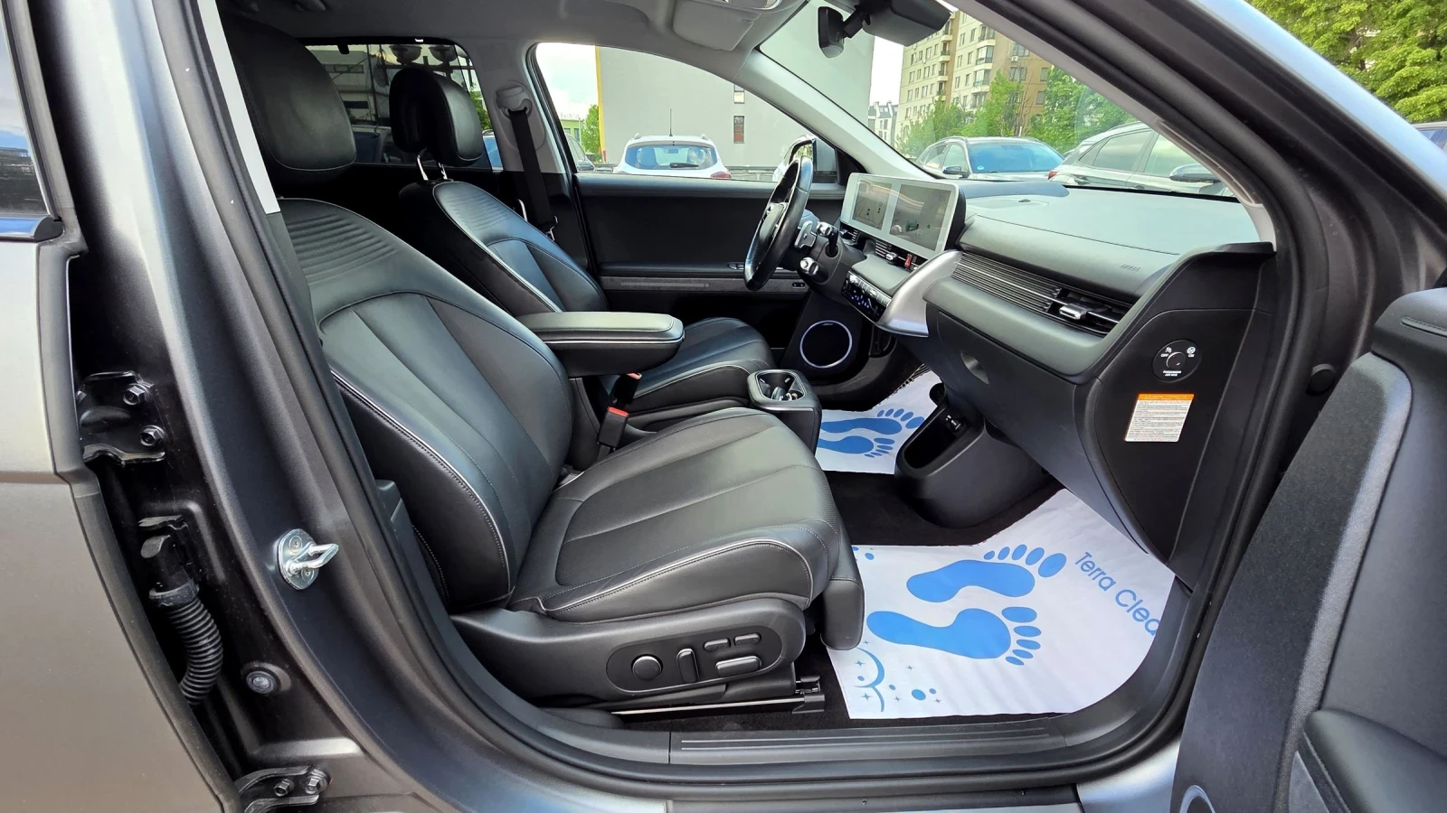 Hyundai Ioniq 5 73KWh/Technik/ЗАВЕРЕНА СЕРВИЗНА КНИЖКА, снимка 11 - Автомобили и джипове - 54622574