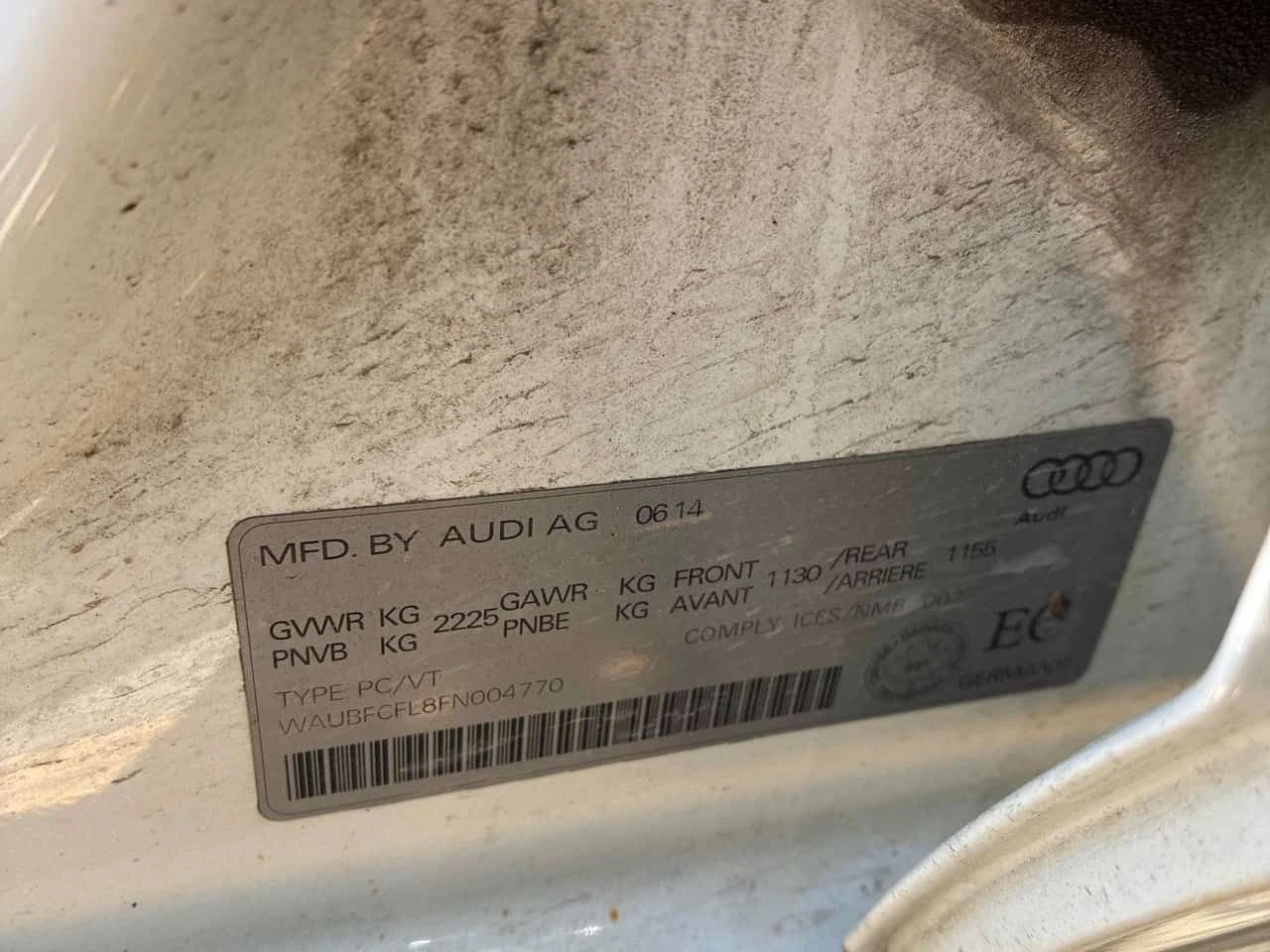 Audi A4 * Komfort plus * CARFAX * ПАНО * KEYLESS * ПОДГРЕВ, снимка 11 - Автомобили и джипове - 54759415
