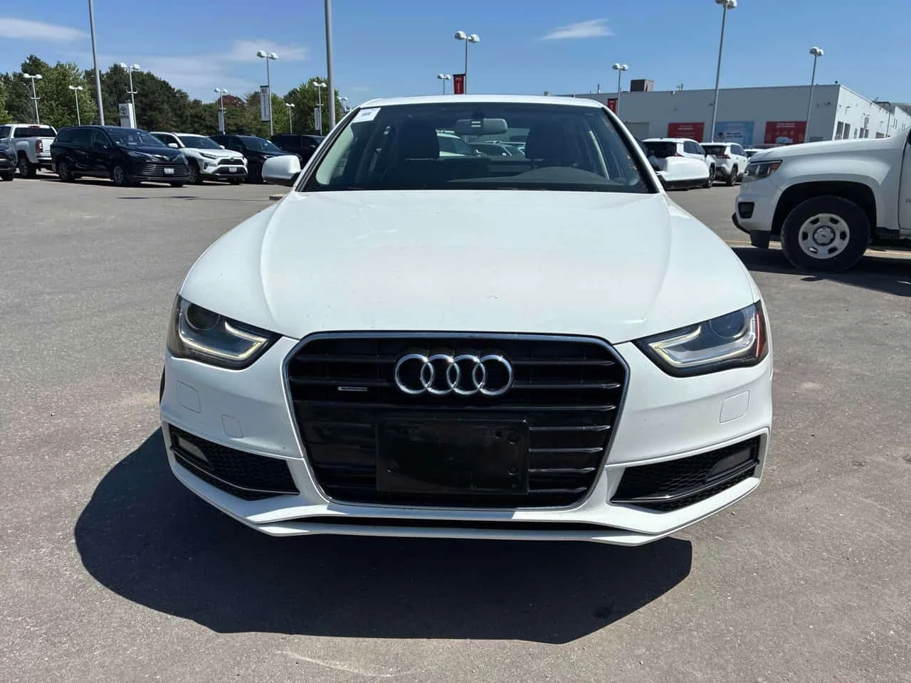 Audi A4 * Komfort plus * CARFAX * ПАНО * KEYLESS * ПОДГРЕВ, снимка 6 - Автомобили и джипове - 54759415