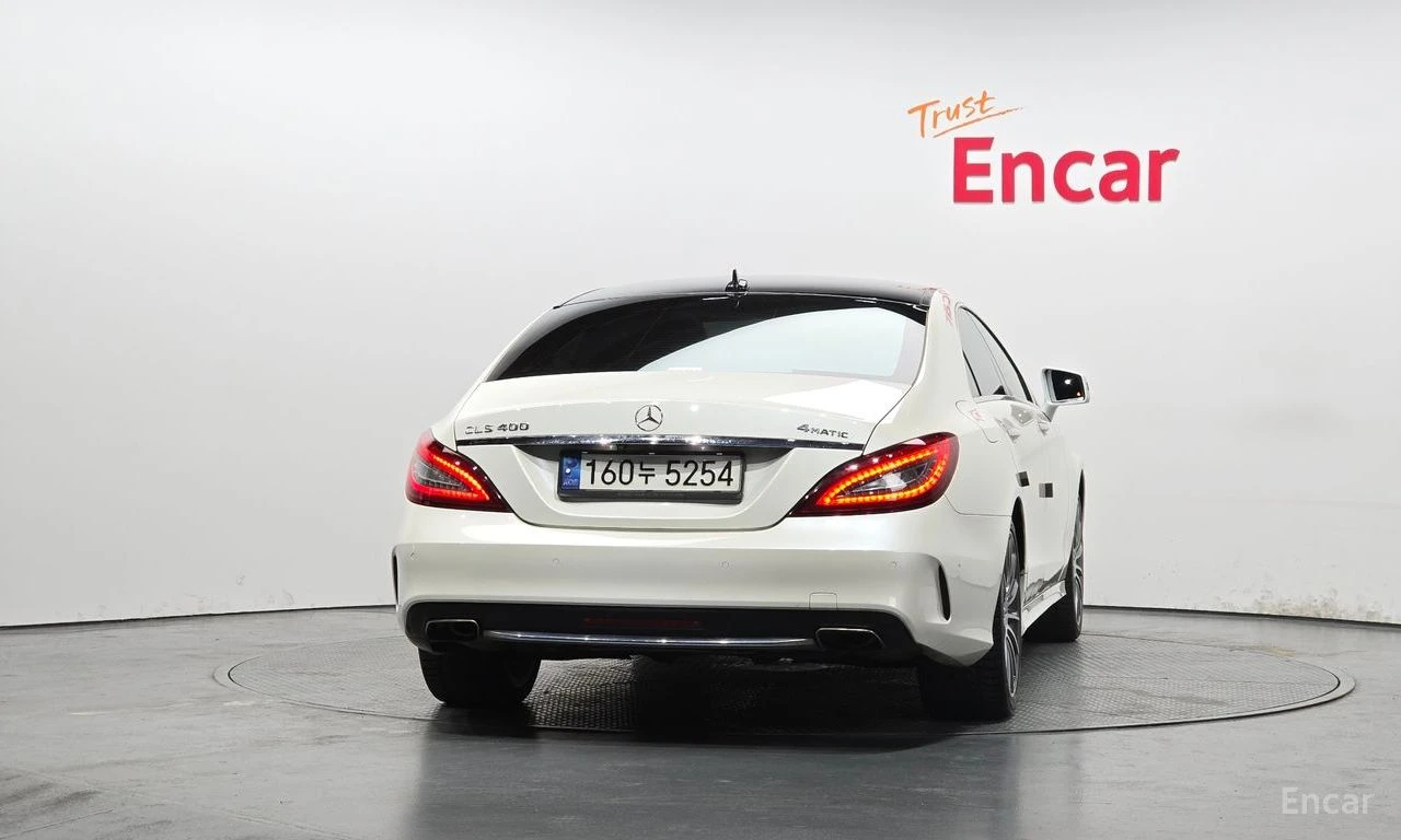 Mercedes-Benz CLS 400 FACE* 360 CAM* HEAD-UP* ПОДГРЕВ* ОБДУХВАНЕ* , снимка 4 - Автомобили и джипове - 54827794