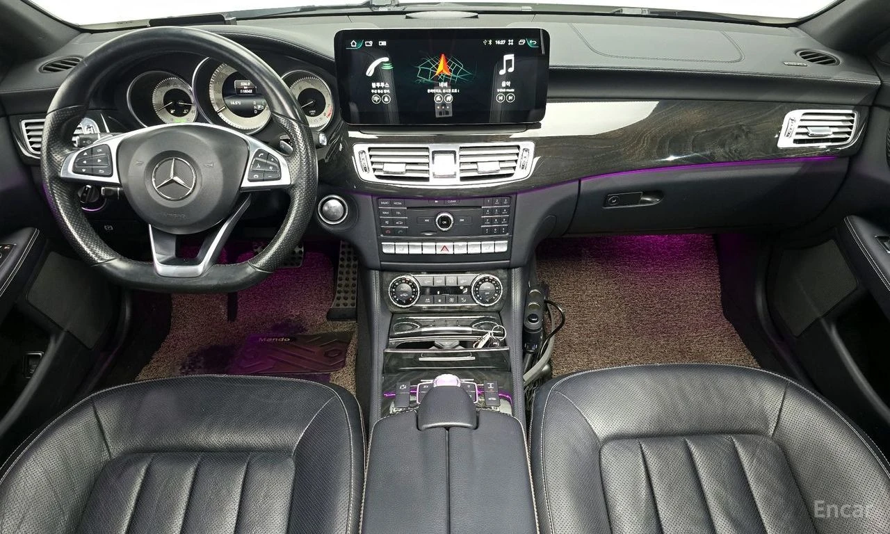 Mercedes-Benz CLS 400 FACE* 360 CAM* HEAD-UP* ПОДГРЕВ* ОБДУХВАНЕ* , снимка 8 - Автомобили и джипове - 54827794