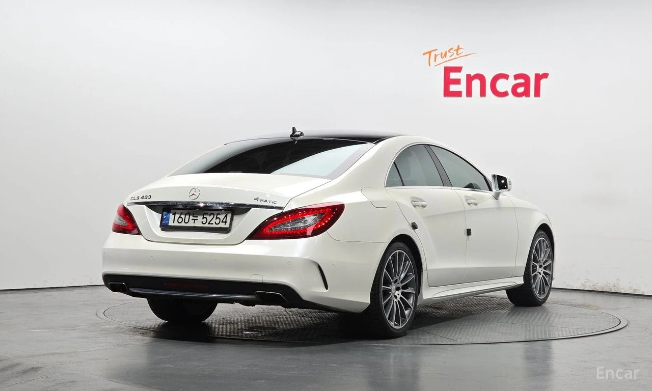 Mercedes-Benz CLS 400 FACE* 360 CAM* HEAD-UP* ПОДГРЕВ* ОБДУХВАНЕ* , снимка 3 - Автомобили и джипове - 54827794