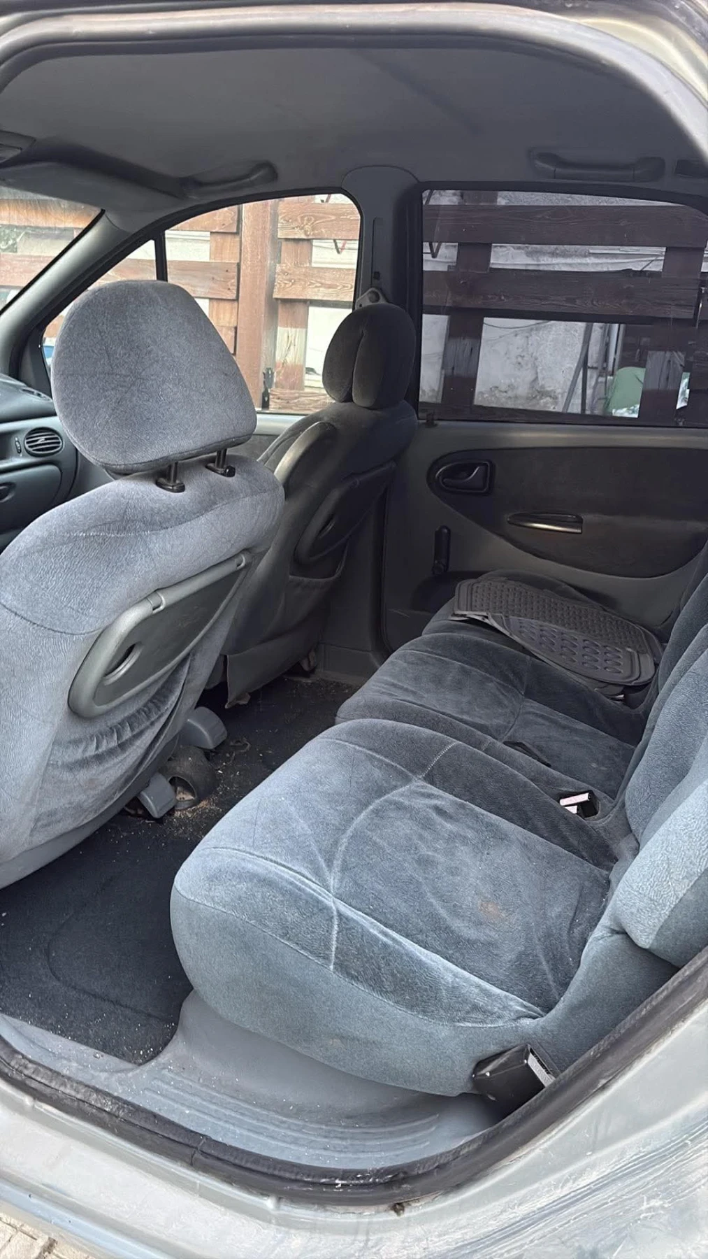 Renault Scenic, снимка 6 - Автомобили и джипове - 55137983
