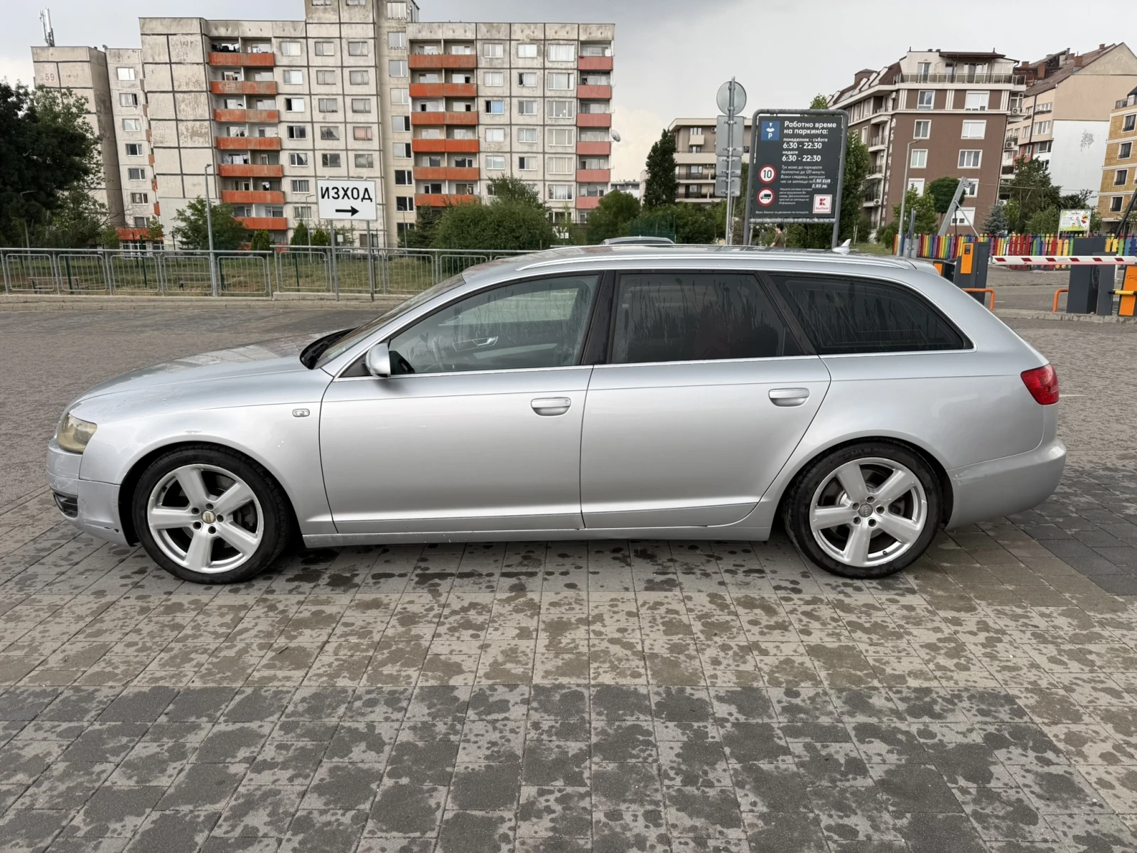 Audi A6