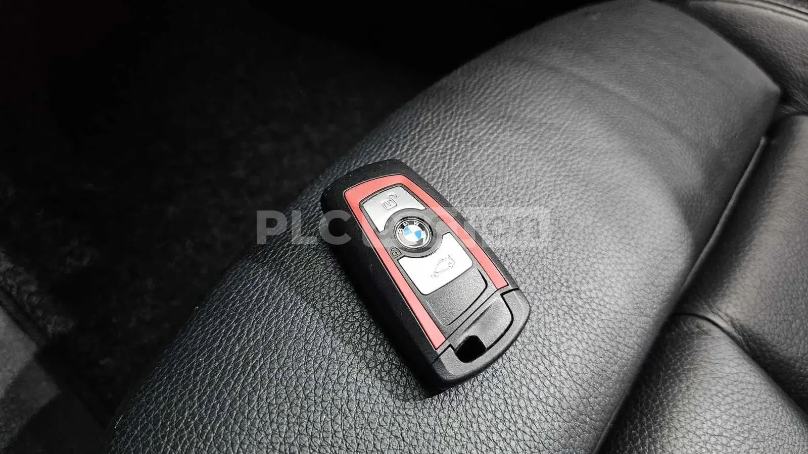 BMW 320 M SPORT + HEAD UP/360/PANO/FULL, снимка 16 - Автомобили и джипове - 55275158