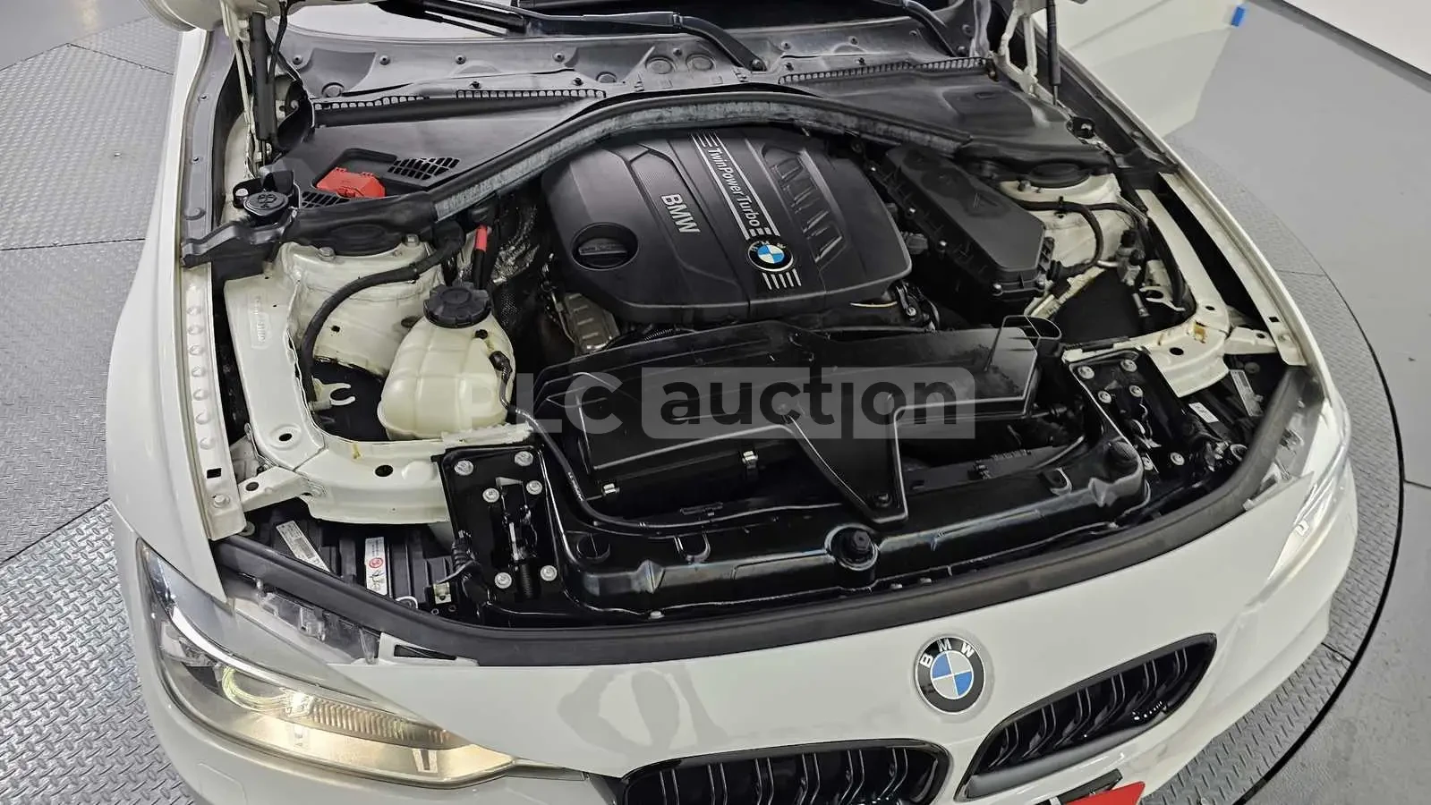 BMW 320 M SPORT + HEAD UP/360/PANO/FULL, снимка 6 - Автомобили и джипове - 55275158