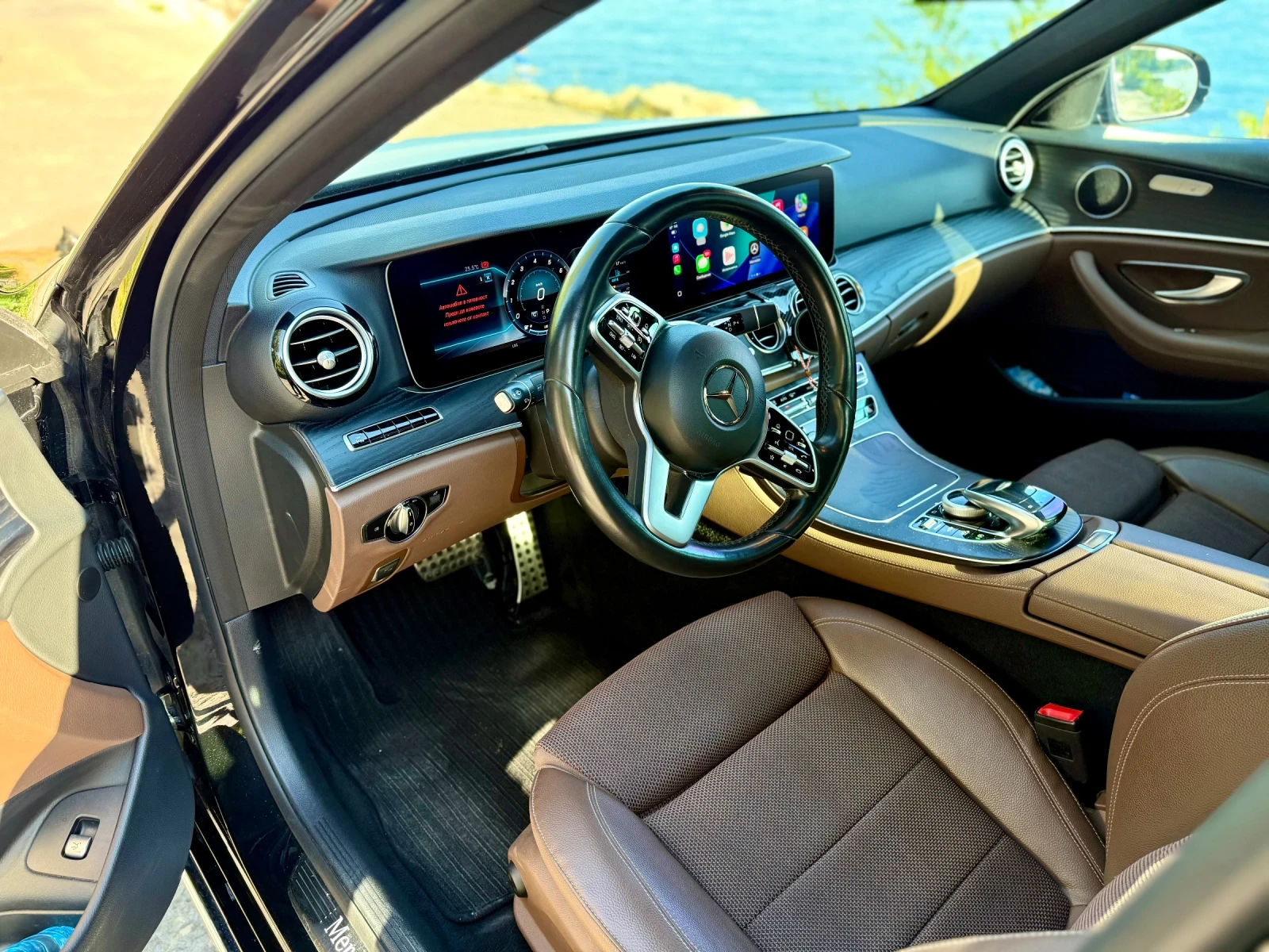 Mercedes-Benz E 200 4 Matic, снимка 5 - Автомобили и джипове - 55631098