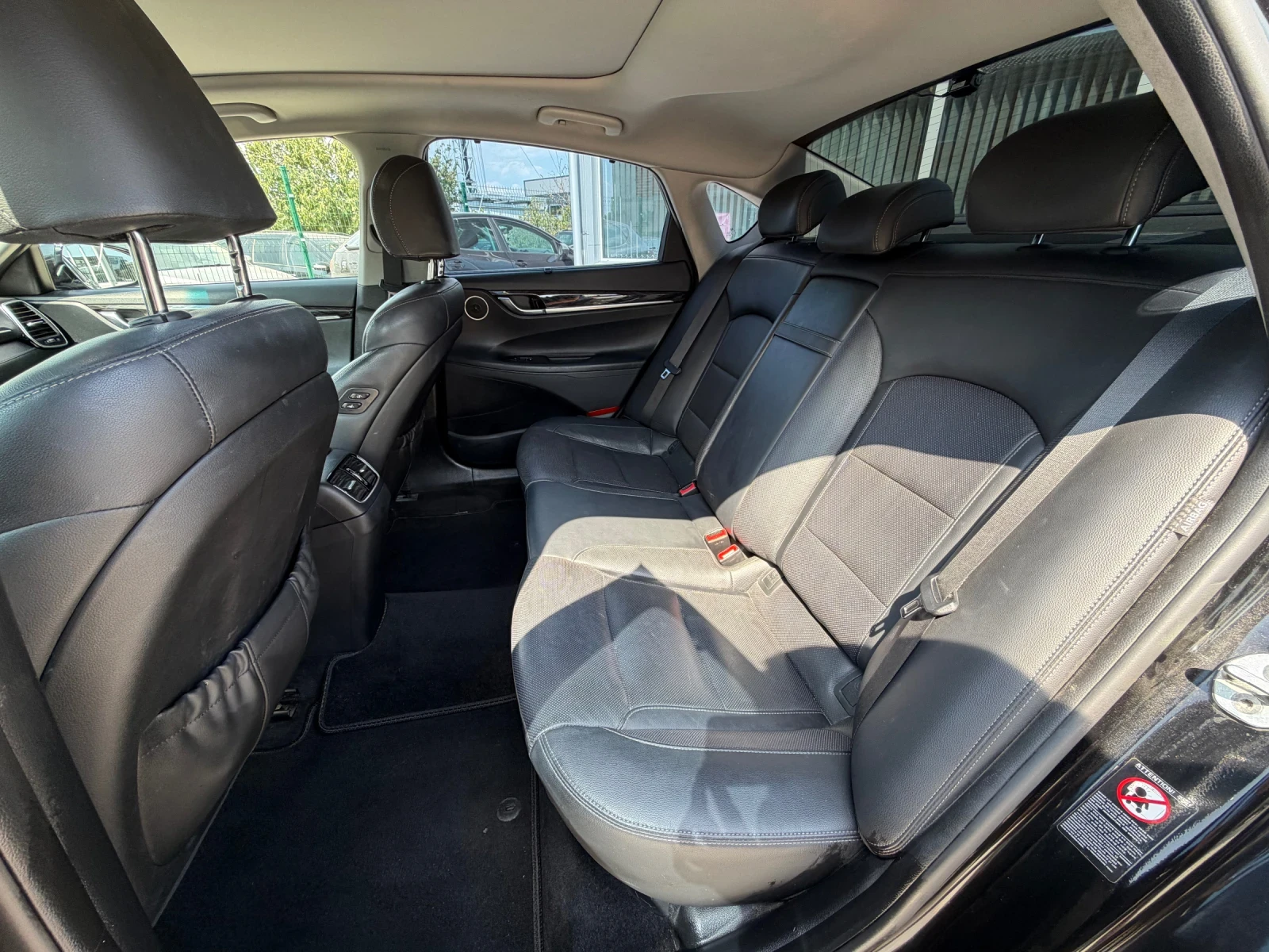 Hyundai Grandeur 3.0 LPI, снимка 8 - Автомобили и джипове - 55695472