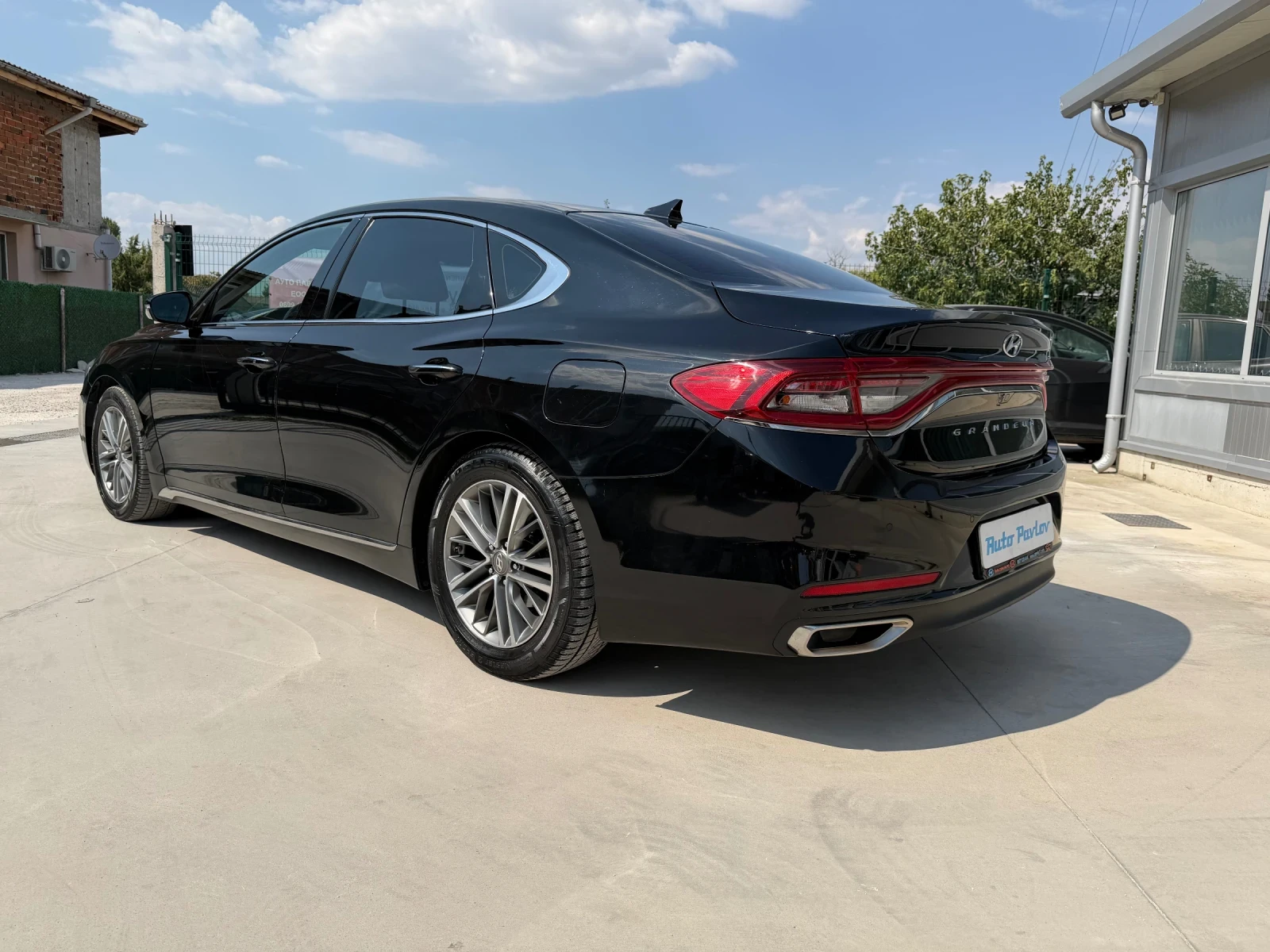 Hyundai Grandeur 3.0 LPI, снимка 6 - Автомобили и джипове - 55695472