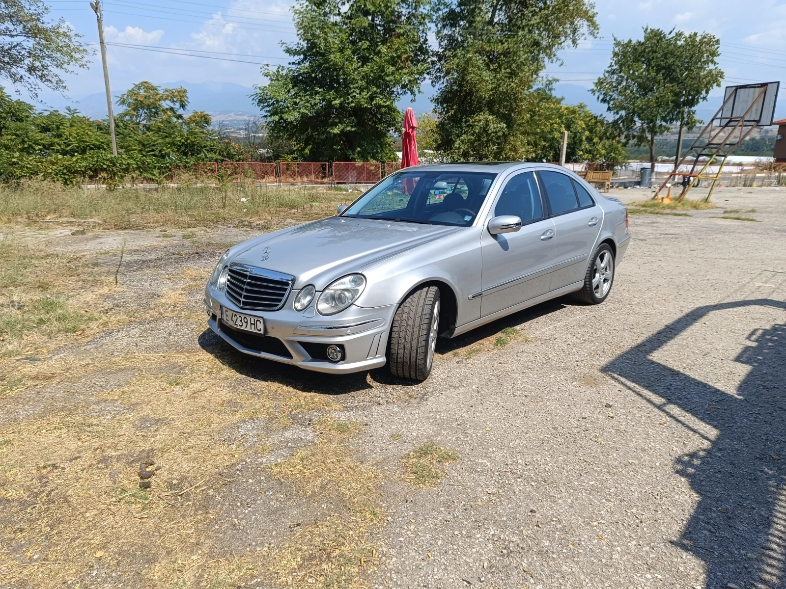 Mercedes-Benz E 500 306 к бензин , снимка 8 - Автомобили и джипове - 55780352
