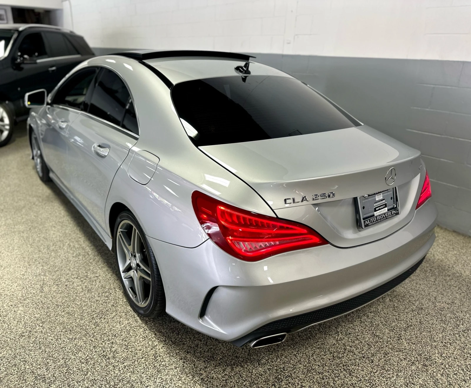 Mercedes-Benz CLA 250 4MATIC | AMG Package | Sunroof | Navigation | Blin, снимка 4 - Автомобили и джипове - 55777174