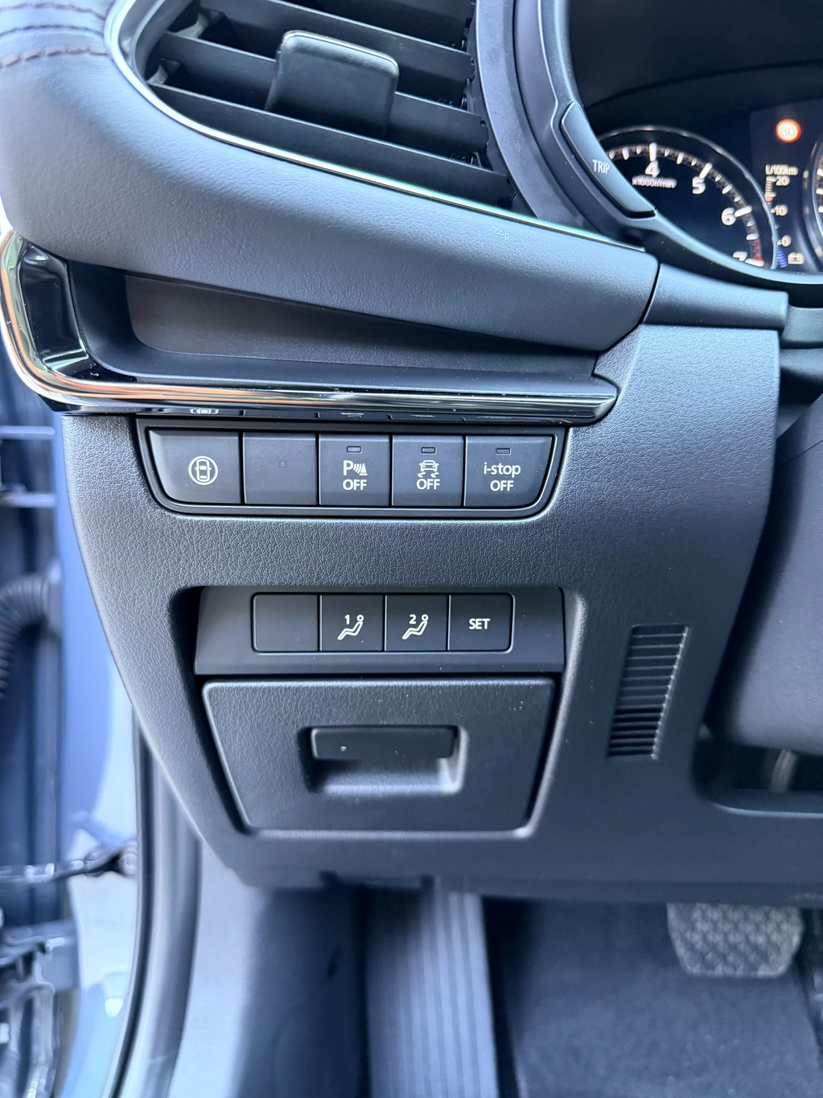 Mazda 3 2.0 e-SkyActiv-X , снимка 6 - Автомобили и джипове - 56127477