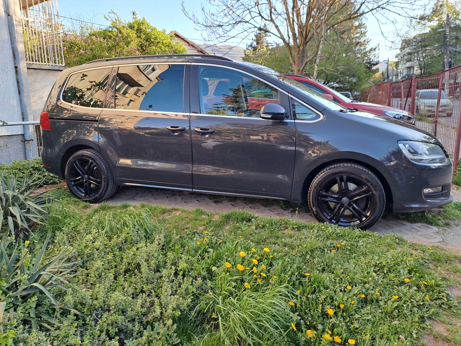 VW Sharan, снимка 10 - Автомобили и джипове - 56211050