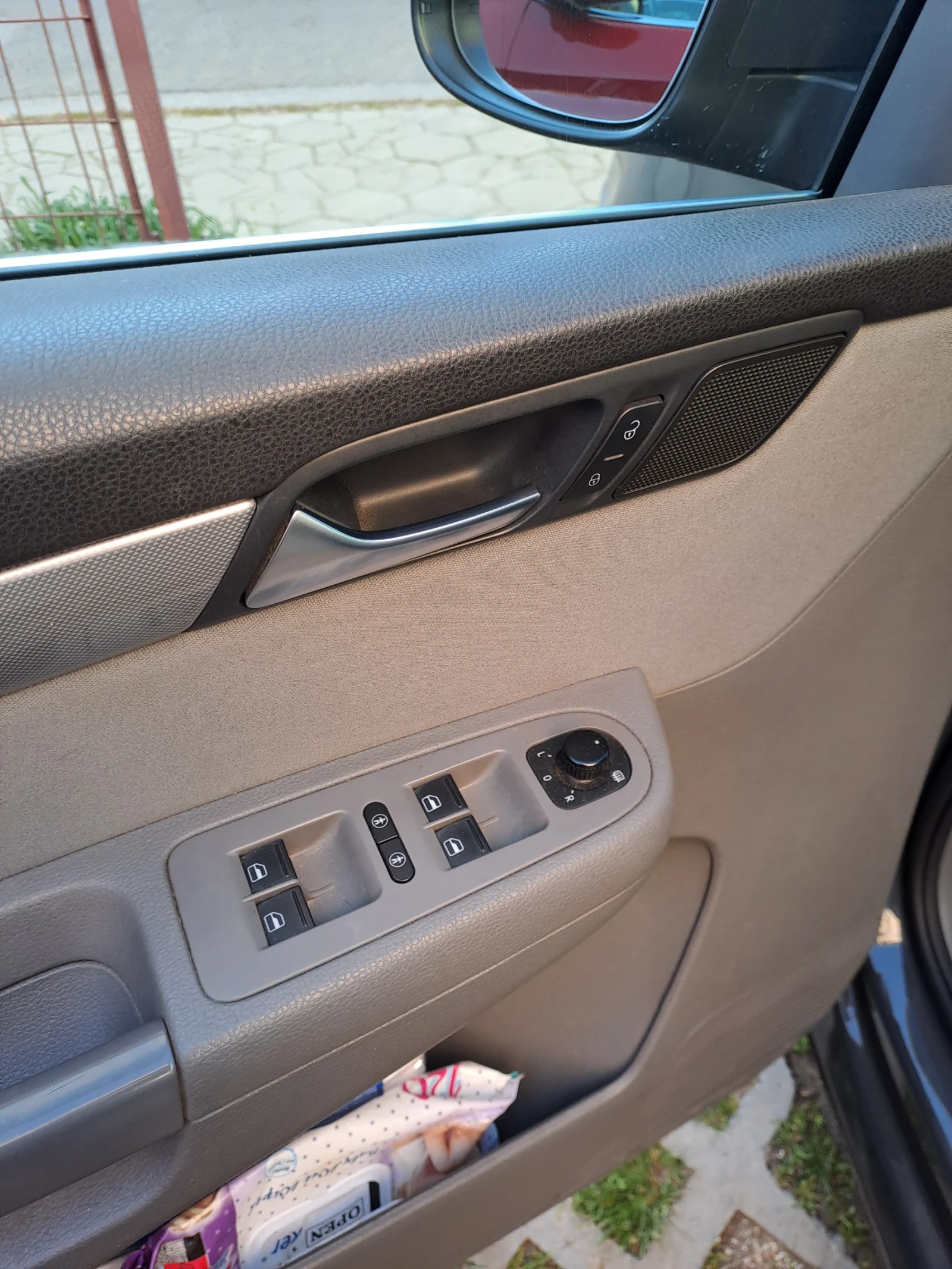 VW Sharan, снимка 8 - Автомобили и джипове - 56211050