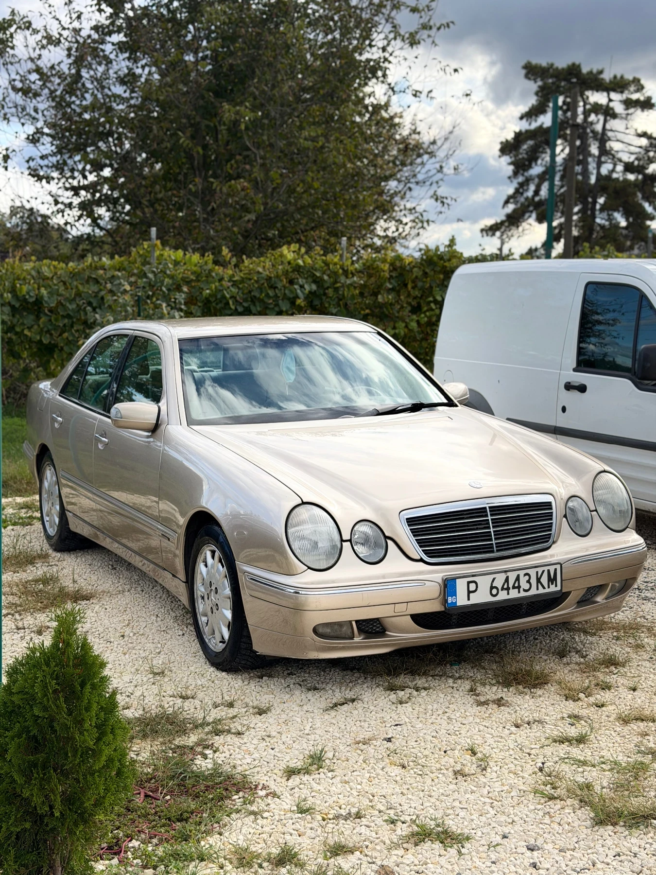 Mercedes-Benz E 270 CDI FACELIFT, снимка 5 - Автомобили и джипове - 56533950