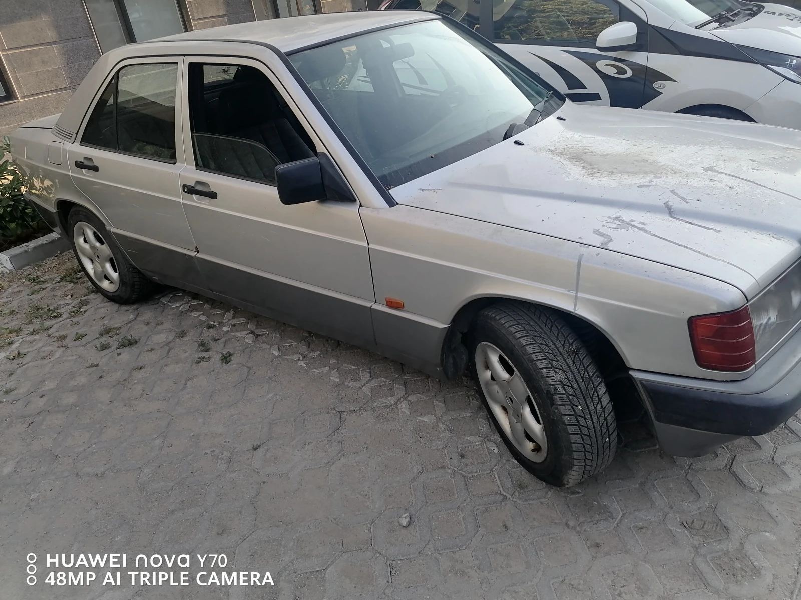 Mercedes-Benz 190, снимка 2 - Автомобили и джипове - 56607730