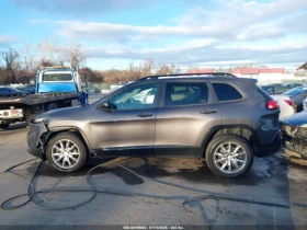 Jeep Cherokee LATITUDE TECH CONNECT 4X4 - 7500 € / 14668.73 лв. - 72139410 8