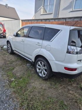 Mitsubishi Outlander 3.0* V6* 225ps* NAVI* AUT* КОЖА* 7МЕСТА-4* 4