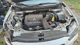 Mitsubishi Outlander 3.0* V6* 225ps* NAVI* AUT* КОЖА* 7МЕСТА-4* 4 - 4999 € / 9777.19 лв. - 49094417 14