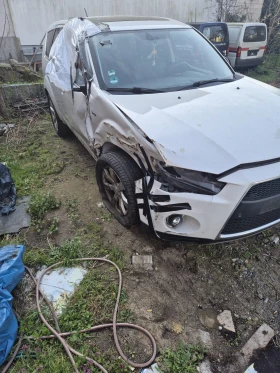 Mitsubishi Outlander 3.0* V6* 225ps* NAVI* AUT* КОЖА* 7МЕСТА-4* 4 - 4999 € / 9777.19 лв. - 49094417 5