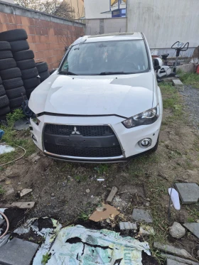 Mitsubishi Outlander 3.0* V6* 225ps* NAVI* AUT* КОЖА* 7МЕСТА-4* 4 - 4999 € / 9777.19 лв. - 49094417 10