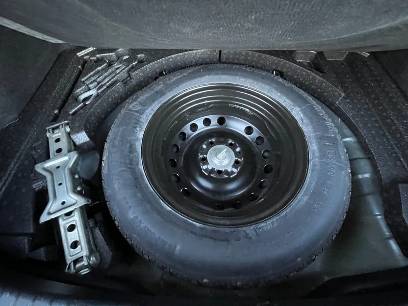 Nissan Qashqai 1.6i Италия/Панорама/Климатроник , снимка 17 - Автомобили и джипове - 52215693