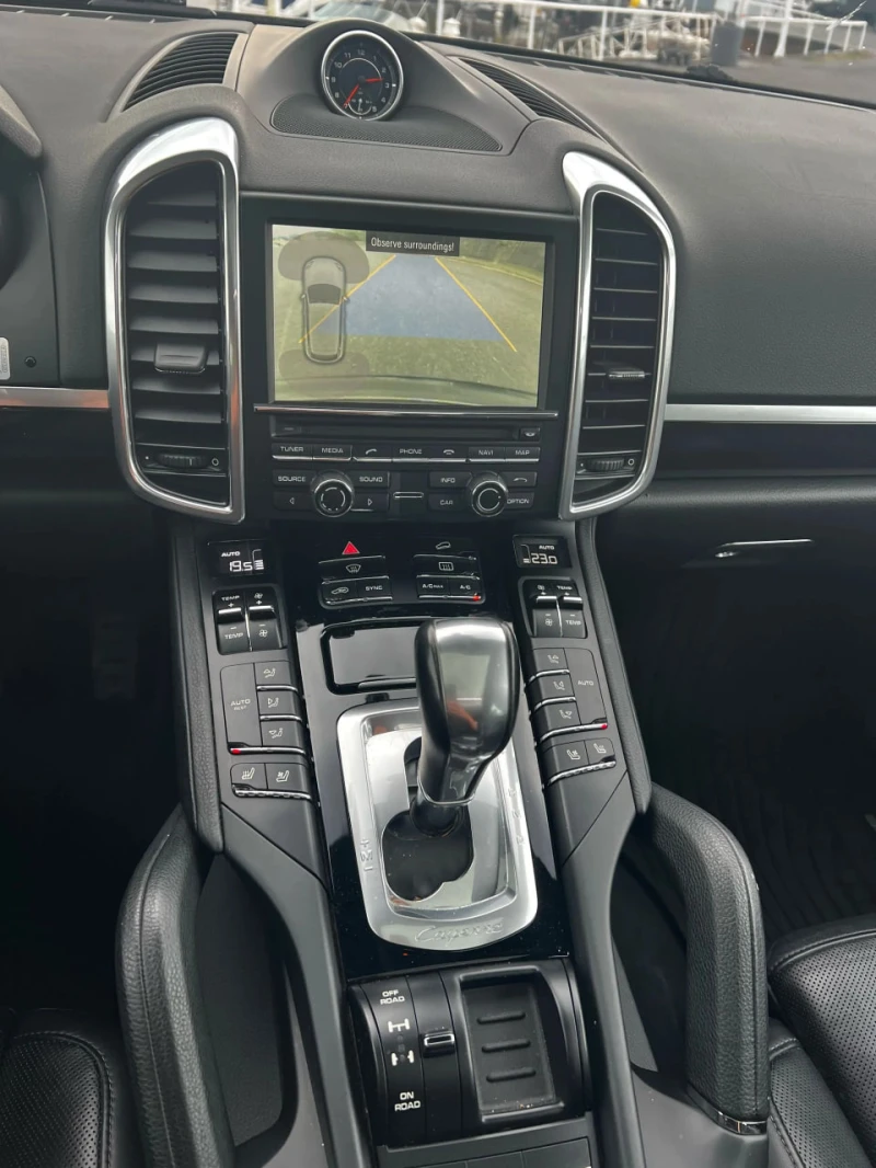 Porsche Cayenne 2014 AWD * БЕЗ ПЪРВОНАЧАЛНА ВНОСКА* , снимка 13 - Автомобили и джипове - 52723626
