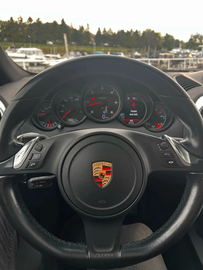 Porsche Cayenne 2014 AWD * БЕЗ ПЪРВОНАЧАЛНА ВНОСКА* , снимка 11 - Автомобили и джипове - 52723626