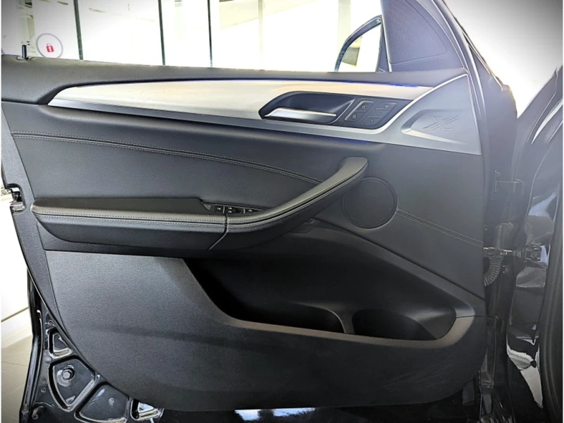 BMW X3 * xDrive30i M Sport Package * CARFAX * БЕЗ ПЪРВОНА, снимка 16 - Автомобили и джипове - 52819309