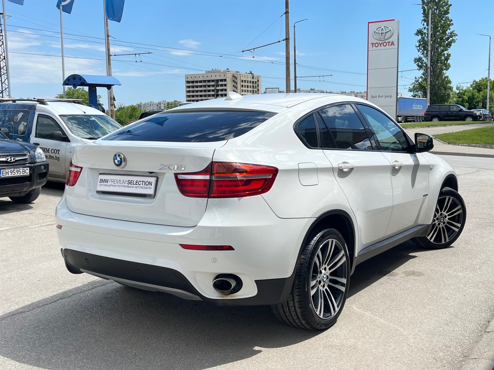 BMW X6 xDrive30d - изображение 2