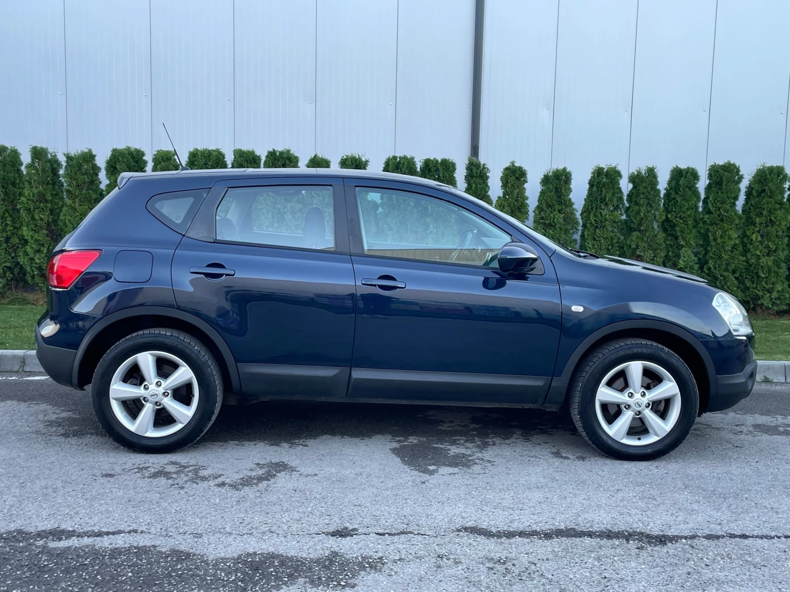 Nissan Qashqai 1.6i Италия/Панорама/Климатроник  - изображение 7