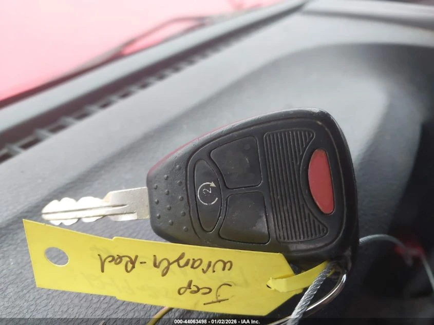 Jeep Avenger 3.6L V-6 DOHC, VVT, 285HP 4X4 Drive - изображение 3