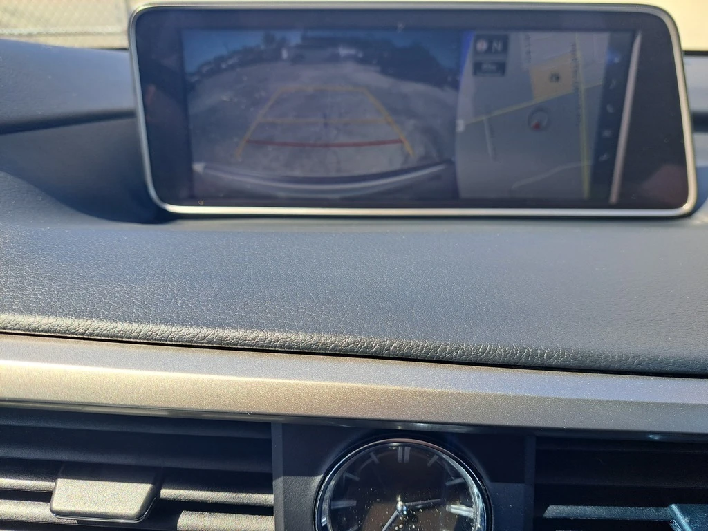 Lexus RX 350 Обдухване * AWD * Keyless * Сервизна История * , снимка 12 - Автомобили и джипове - 53819079